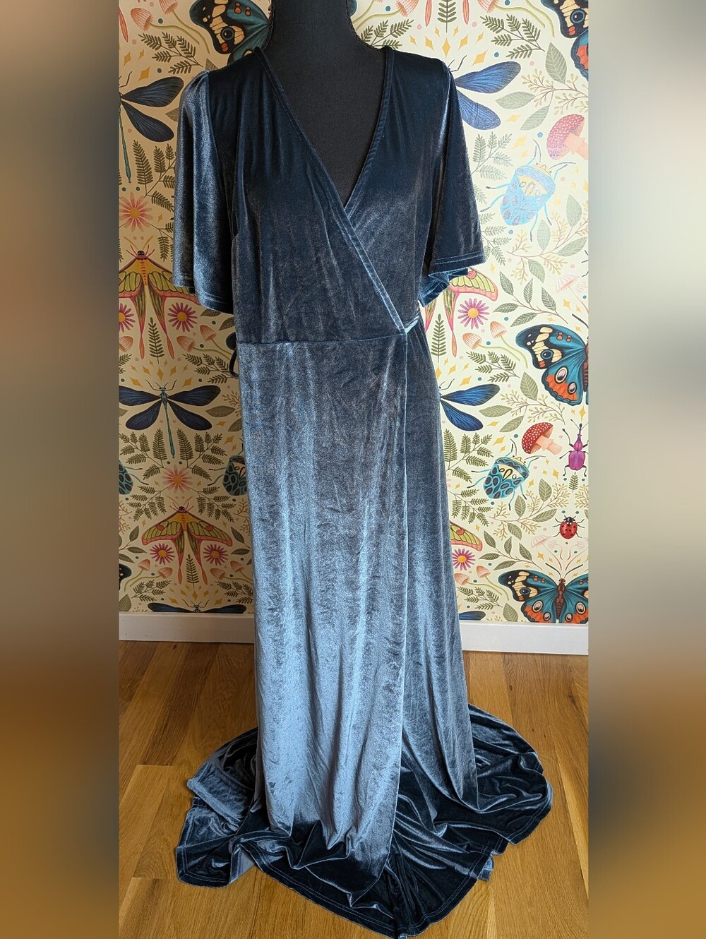 Baltic Born Katelyn Wrap Dress - Picture 3 of 10